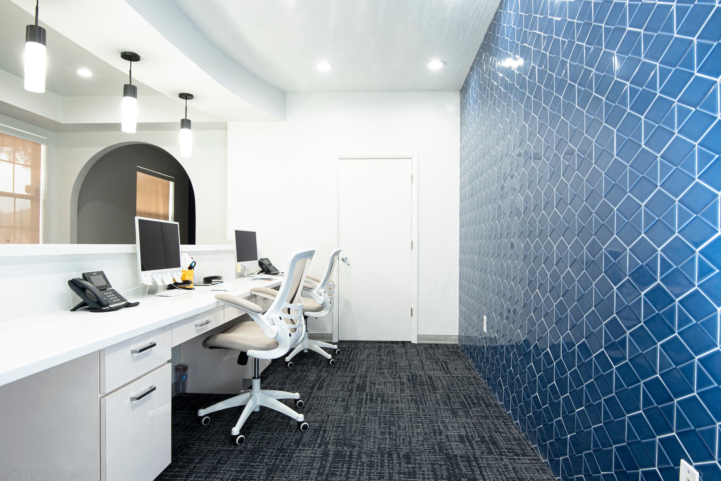 Commercial — photo 22